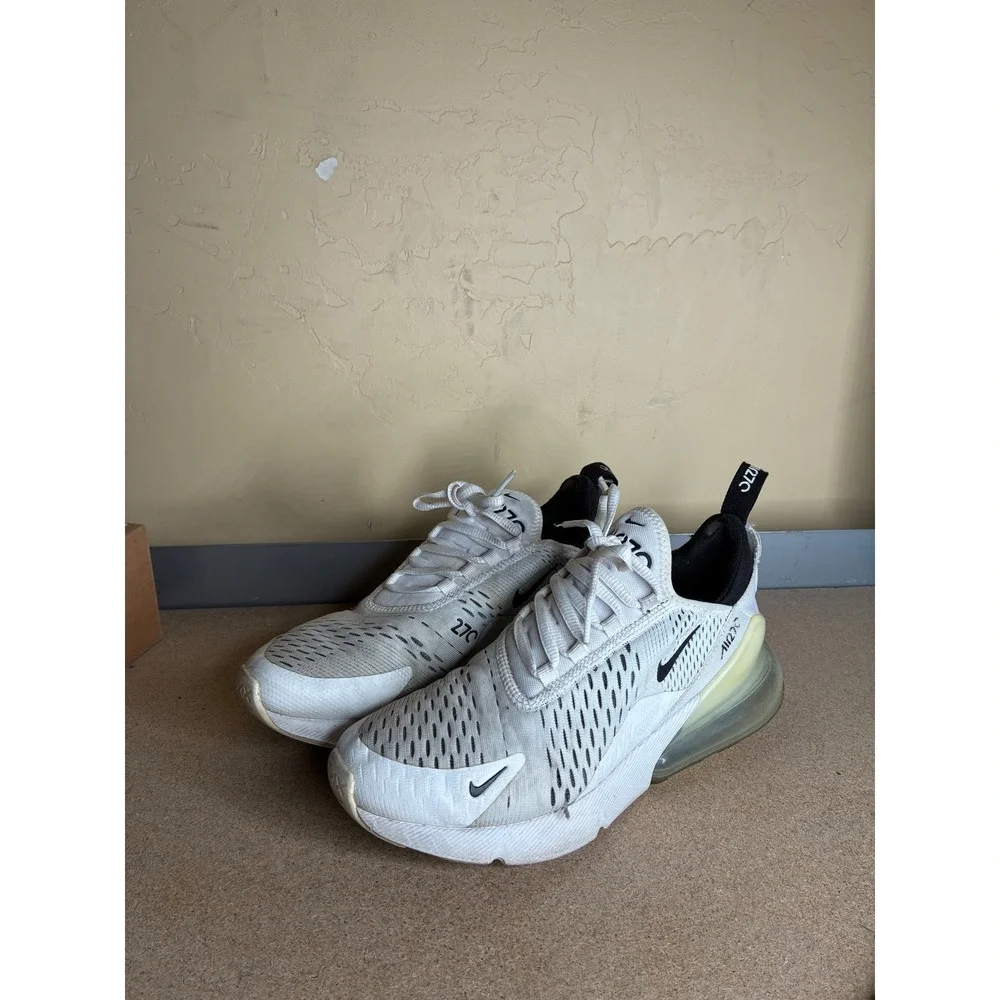 Nike Air Max 270 Womens White Black Running Shoes AH6789-100 Size 7